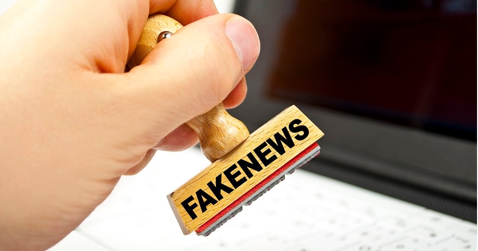 Αλήθεια, ψέματα και fake news στην πολιτική μας σκηνή
